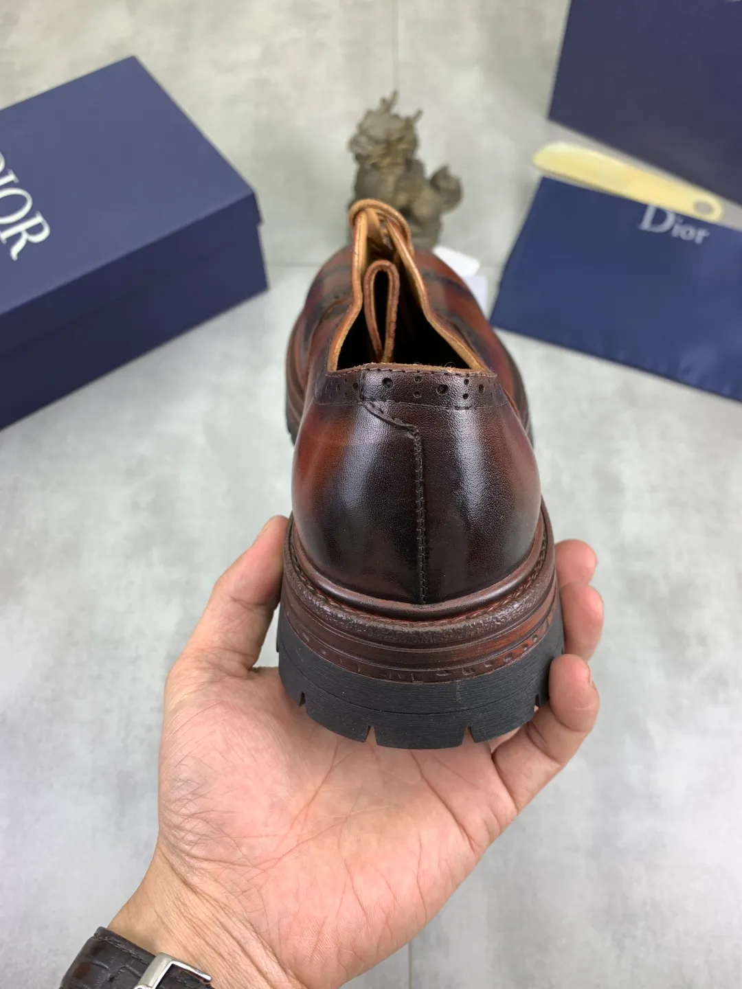 Men's shoes P520 💰【New style】Water-dyed cow lining Original order quality Dior —🆘.Dior Original order purchase, high-end leather shoes, fabric: Made of Italian imported color rubbed wrinkled cowhide➕Water-dyed cow lining/cowhide lining➕Specially available original combination outsole, fine workmanship, real shot🎬Size: 38-45 (with full set of packaging) Color: 3️⃣ colors available